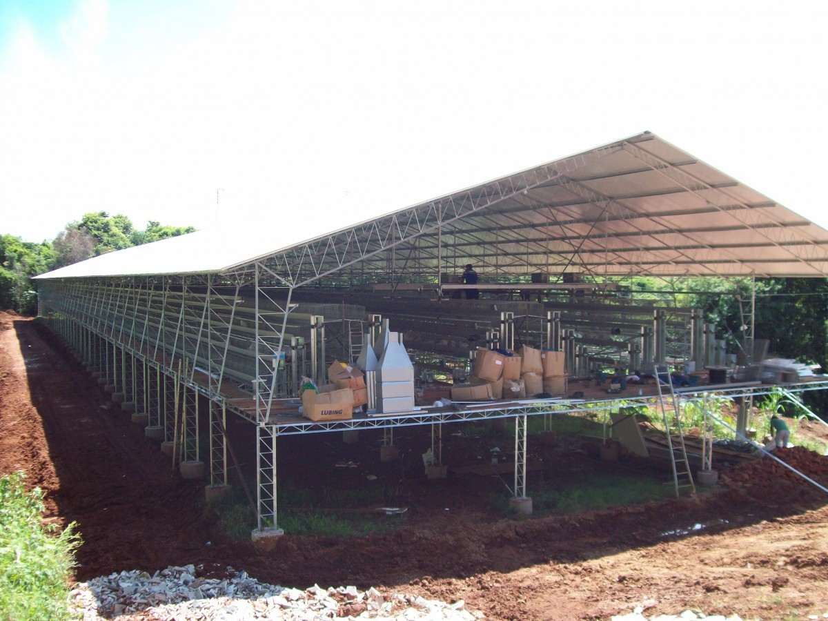 Telhas galvalume (aluzinco): versatilidade e desempenho em galpes de diversas atividades