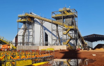 Telhas termoacsticas Termovale: eficincia e proteo para o agronegcio brasileiro