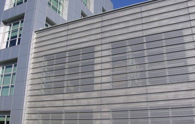Telhas perfuradas: versatilidade e eficincia na arquitetura moderna